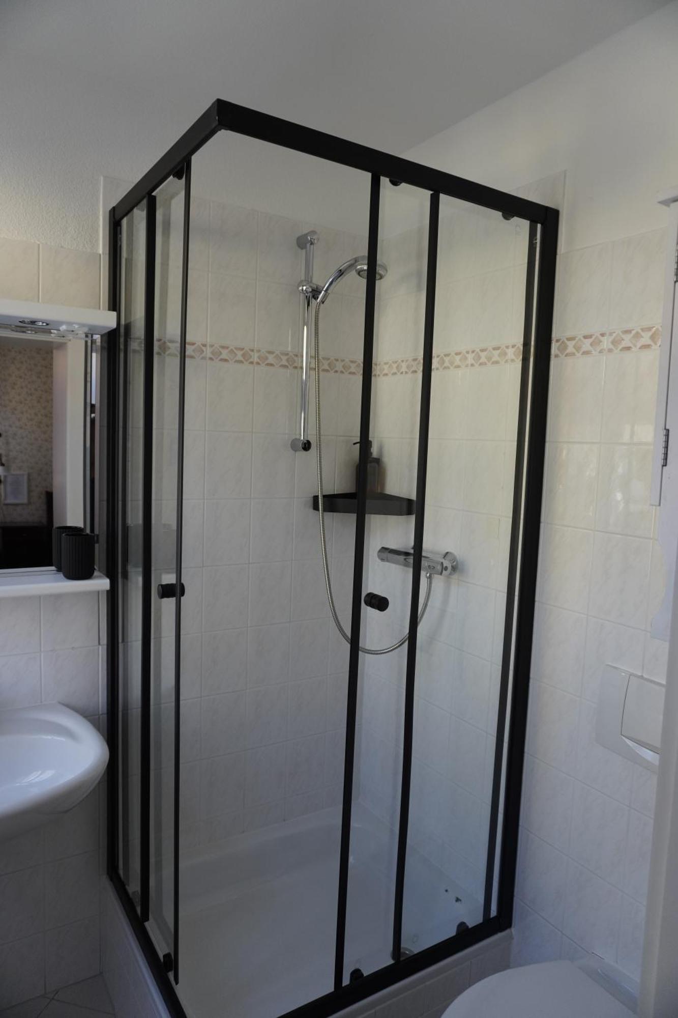 Hotel Garni Zur Post Wernigerode Exteriör bild