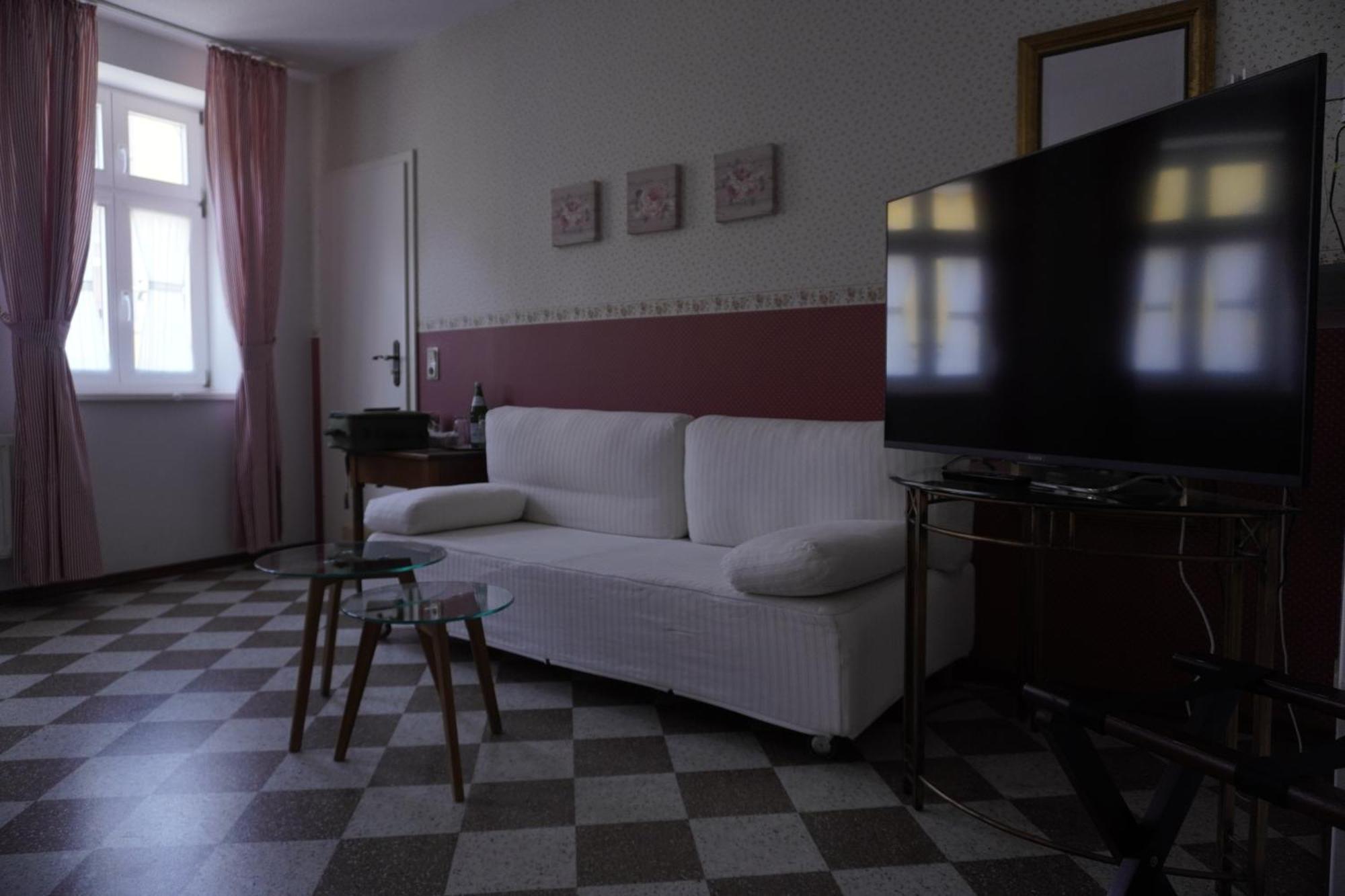 Hotel Garni Zur Post Wernigerode Exteriör bild