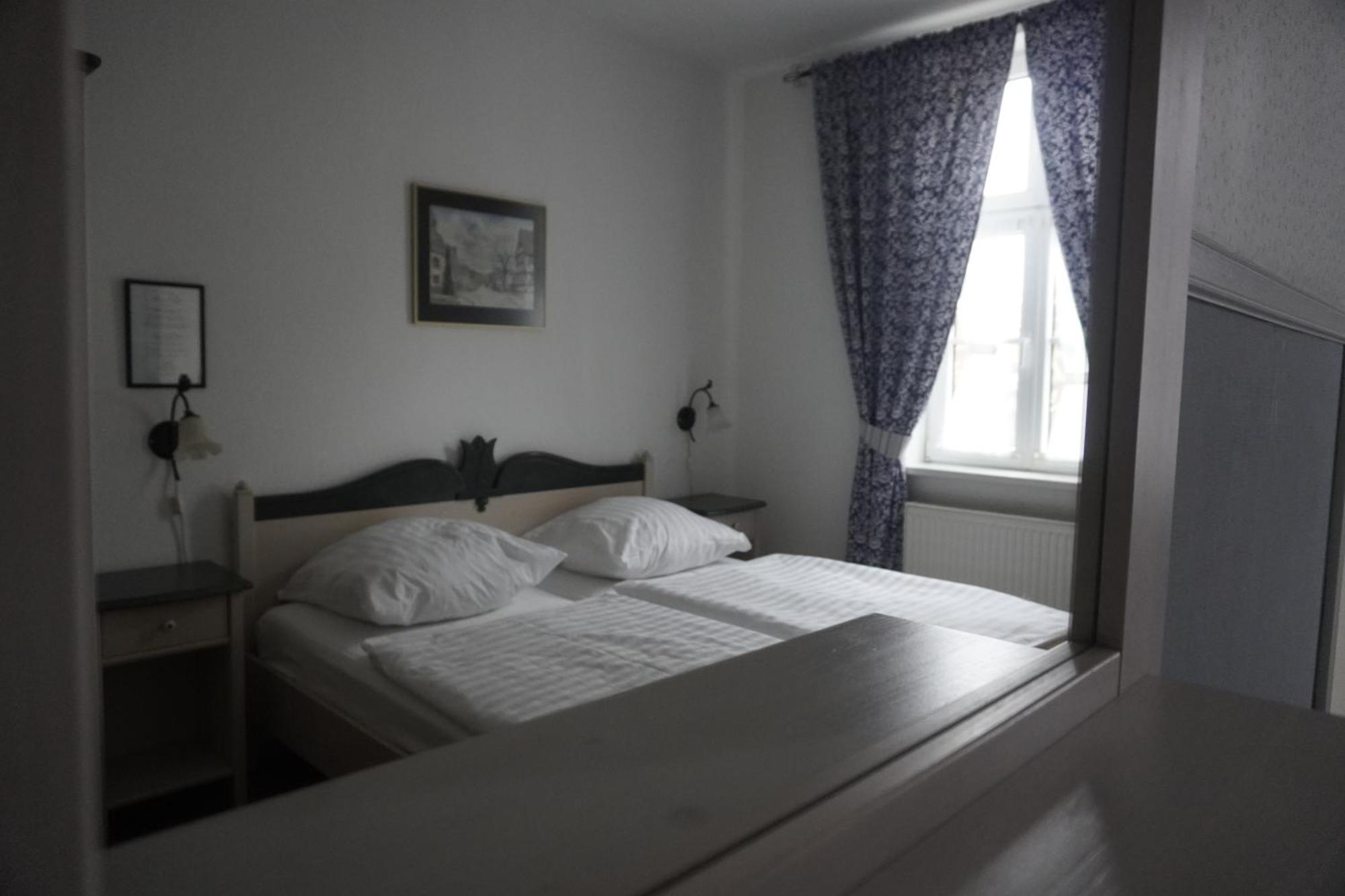 Hotel Garni Zur Post Wernigerode Exteriör bild